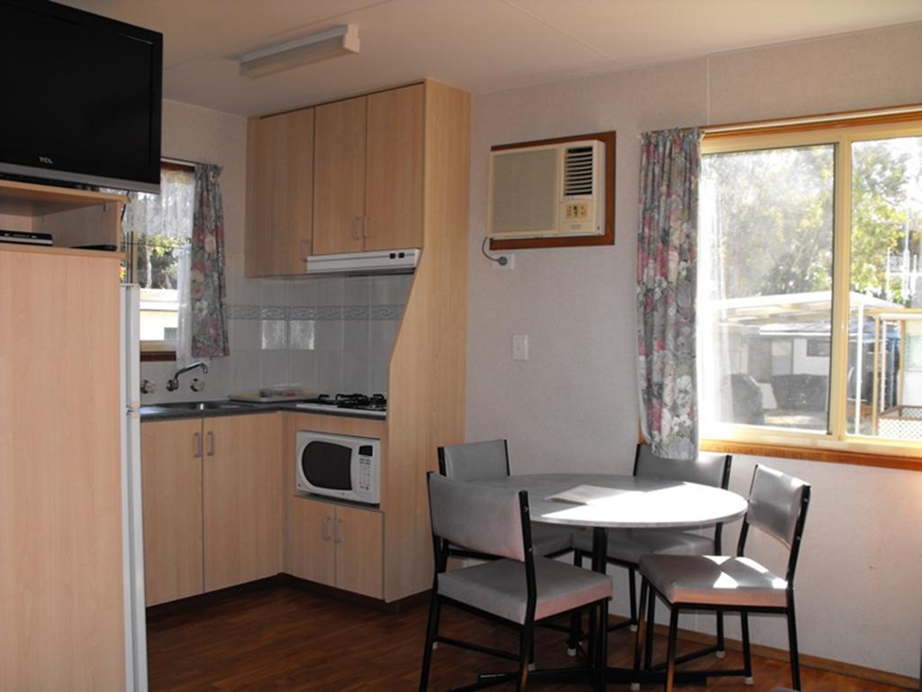 Smugglers Cove Holiday Village Forster Zimmer foto